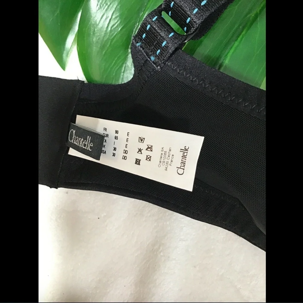 NWT $72 Chantelle High Impact Convertible Sports Bra [ SZ‎ 30DD ]